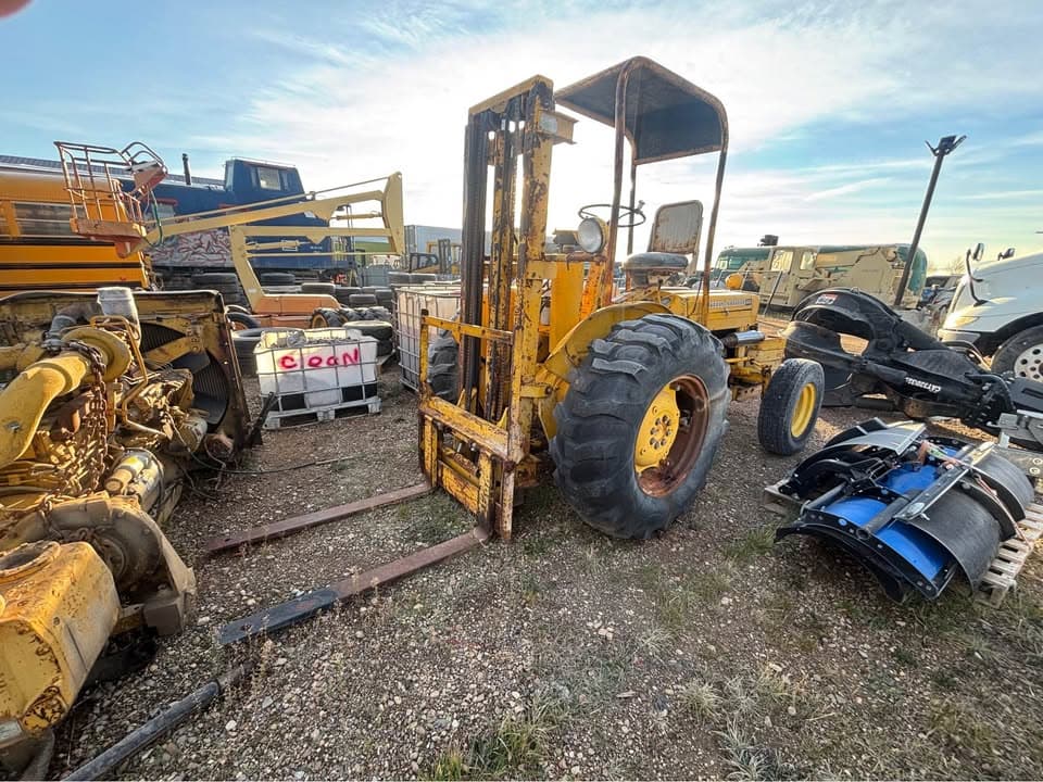 1968 Massey Furgeson 2135 Utility Forklift - Photo 1